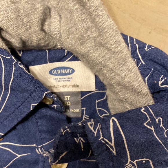 2 button down shirts, long sleeve, size 3T, old navy, art class - Picture 2 of 4